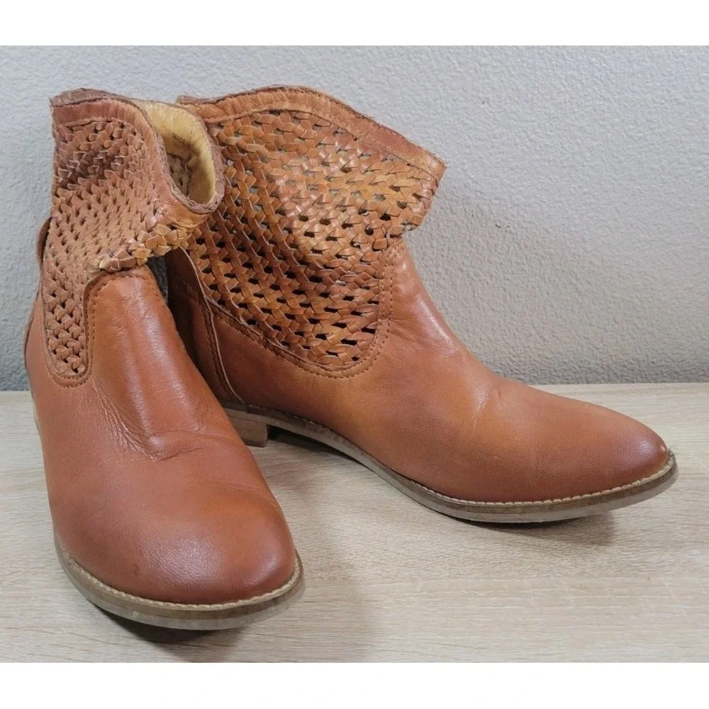 Seychelles Woven Leather Western‎ Ankle Boots Womens 9 Brown Boho Made In India